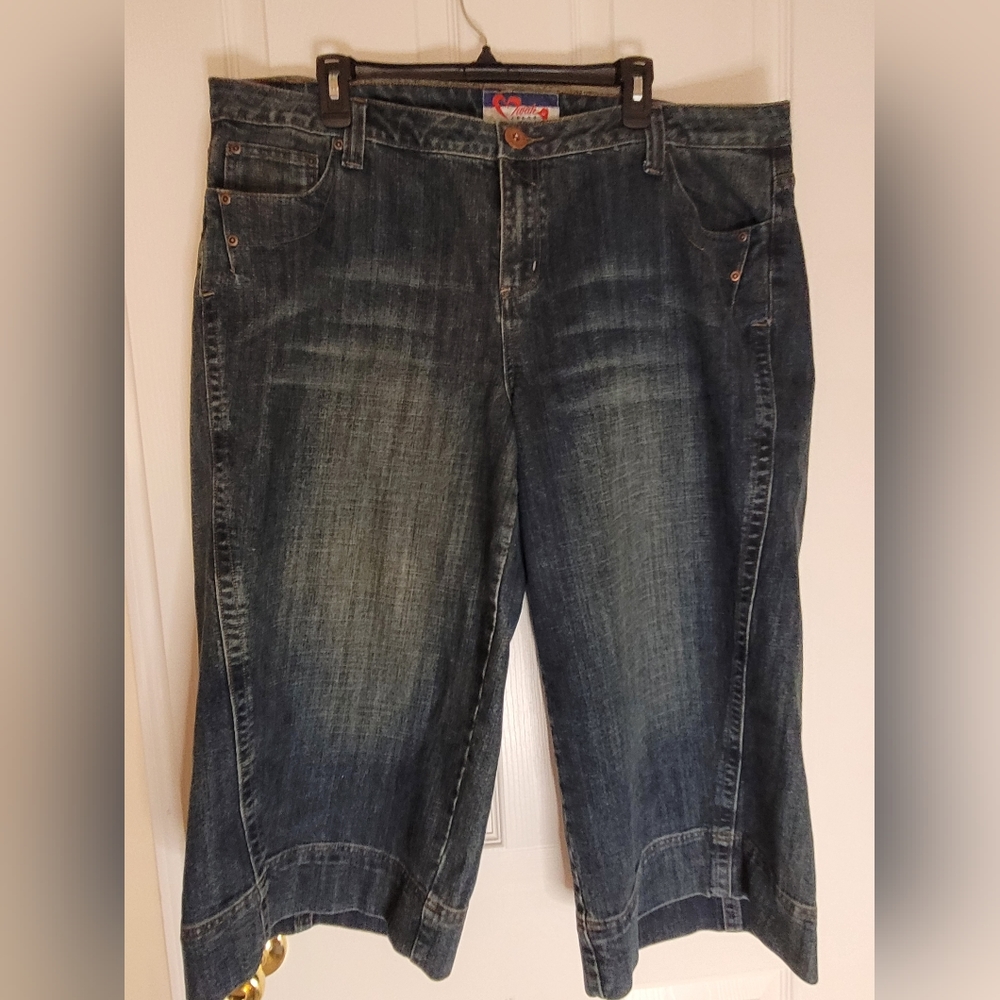 Gaucho/Capri Style Jeans